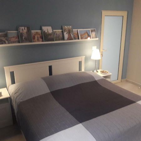 Signorile Street - Apartment Near The Sea Бари Екстериор снимка