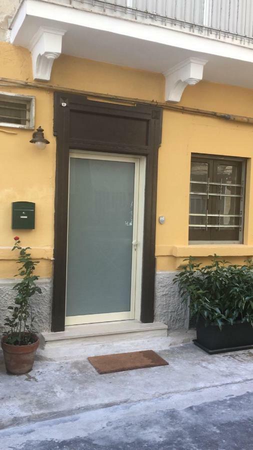 Signorile Street - Apartment Near The Sea Бари Екстериор снимка