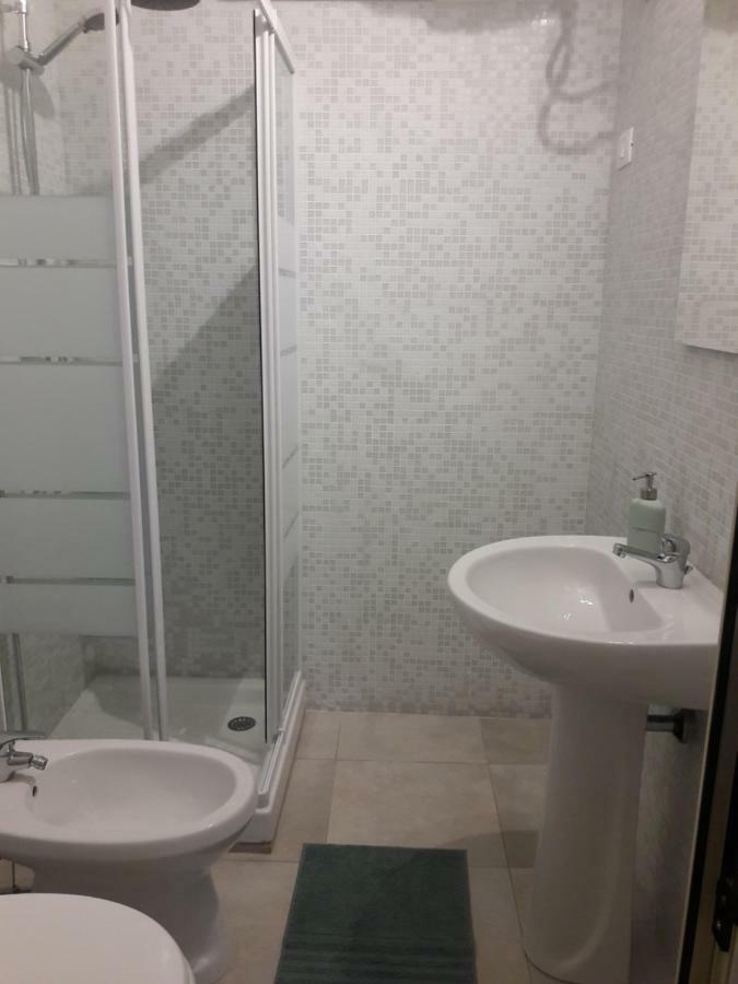 Signorile Street - Apartment Near The Sea Бари Екстериор снимка